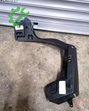 Volkswagen Golf Bagaj 5G6867761E çıkma parça
