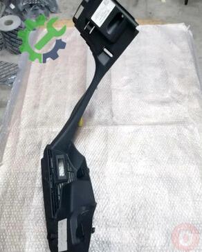 Volkswagen Golf 5G6867762H çıkma parça