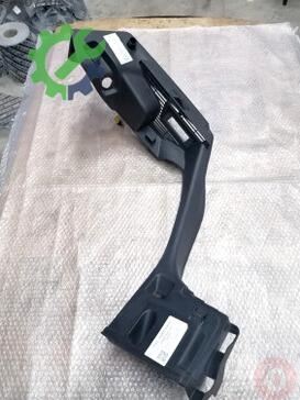 Volkswagen Golf 5G6867762H çıkma parça