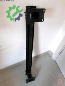 Volkswagen Golf 2022 Çıkma Tampon Demiri 5H0807816
