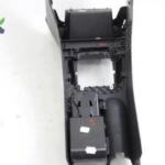 Çıkma Volkswagen Golf Orta Konsol 5GE863241D