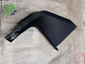 Volkswagen Golf Orijinal Çıkma Kapı Döşemesi 5GM863484