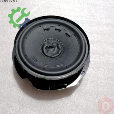 Volkswagen Golf Hoparlör 5H0035453A çıkma parça
