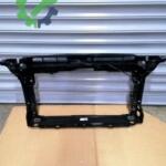 Volkswagen Golf Radyatör Traversi 5H0805588J Sökme Çıkma