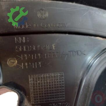 Volkswagen Golf Davlumbaz 5H0805912E çıkma parça
