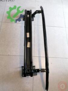 Volkswagen Golf 2022 Çıkma Tampon Demiri 5H0807109A