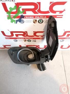 Volkswagen Golf Depo Kapağı 5H0809857 çıkma parça