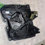 Volkswagen Golf 2022 Çıkma Kelebek Camı 5H0837401D