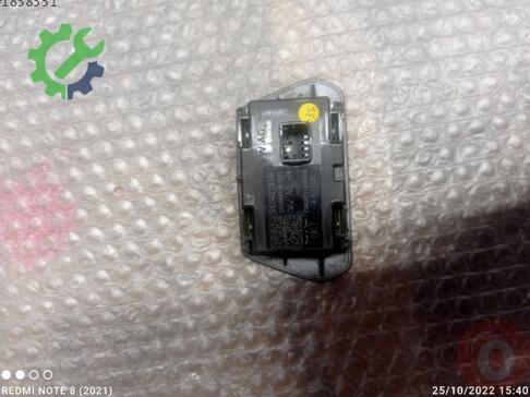 Volkswagen Golf Flaşör Düğmesi 5H0941193AF çıkma parça