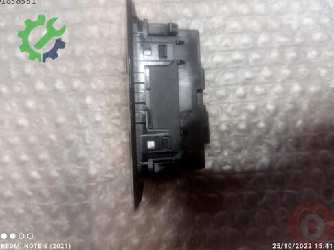 Volkswagen Golf Flaşör Düğmesi 5H0941193AF çıkma parça