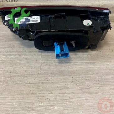 Volkswagen Golf Stop 5H0945307 çıkma parça