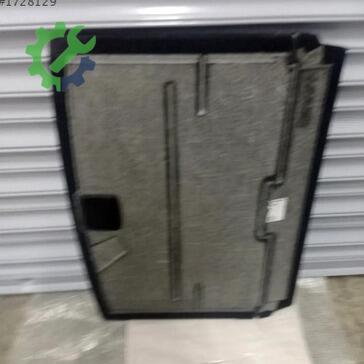 Volkswagen Golf Bagaj 5H6858855A çıkma parça