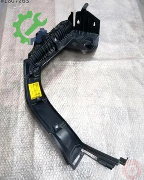 Volkswagen Golf Bagaj 5H6867762C çıkma parça