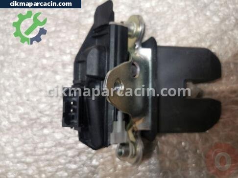 Skoda Fabia Bagaj çıkma parça