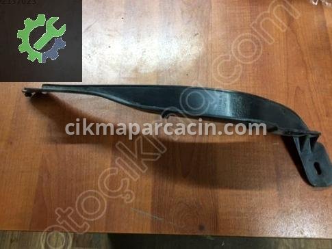 Skoda Fabia Spoiler 5J0853888 çıkma parça