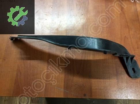 Skoda Fabia Spoiler 5J0853888 çıkma parça