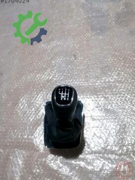 Skoda Rapid Vites Topuzu 5JB711113BE çıkma parça