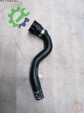 Volkswagen Caddy Intercooler çıkma parça