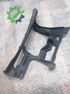 Volkswagen Jetta Orijinal Çıkma Tampon Braketi 5K0807724B