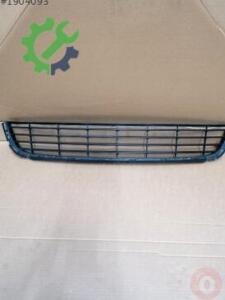 Çıkma Volkswagen Golf Tampon Izgarası 5K0853677
