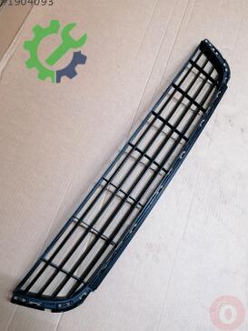 Volkswagen Golf Tampon Izgarası 5K0853677 çıkma parça
