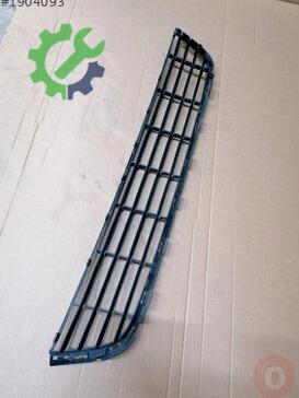 Volkswagen Golf Tampon Izgarası 5K0853677 çıkma parça