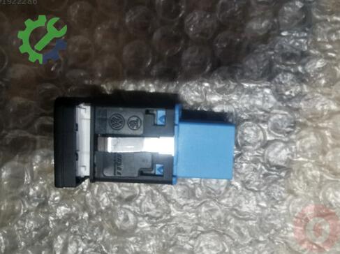 Volkswagen Jetta Merkezi Kilit Motoru 5K0905217A çıkma parça