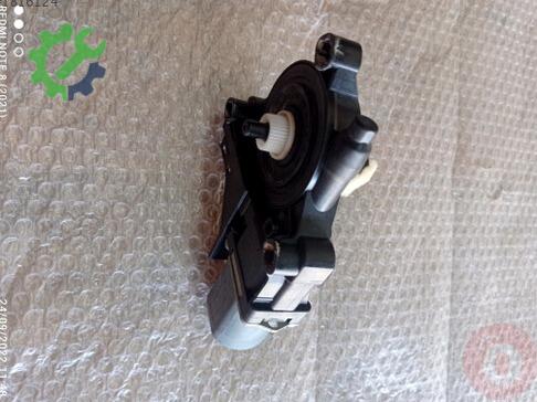 Volkswagen Golf Cam Motoru 5K0959701G çıkma parça