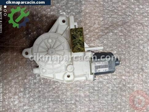 Volkswagen Golf Cam Motoru çıkma parça