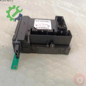 Volkswagen Caddy Regulatör 5K0959702 çıkma parça