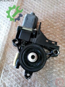 Volkswagen Golf Cam Motoru 5K0959702G çıkma parça