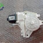 Volkswagen Golf Orijinal Çıkma Cam Motoru 5K0959702J