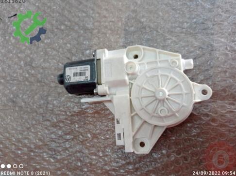 Volkswagen Golf Cam Motoru 5K0959702J çıkma parça