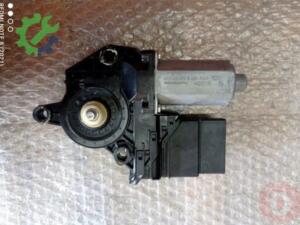 Çıkma Volkswagen Golf Cam Motoru 5K0959703E