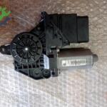 Çıkma Volkswagen Golf Cam Motoru 5K0959703E