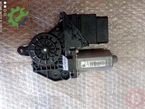Volkswagen Golf Cam Motoru 5K0959703E çıkma parça