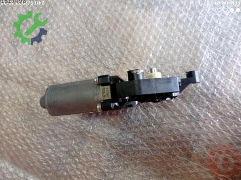 Volkswagen Golf Cam Motoru 5K0959703E çıkma parça