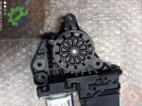 Volkswagen Golf Cam Motoru 5K0959704D çıkma parça