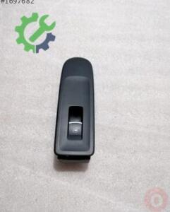 Volkswagen Passat Orijinal Çıkma Cam 5K0959855