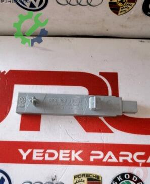 Volkswagen Passat Anten 5K0962132B çıkma parça