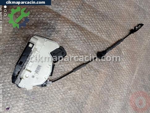 Volkswagen Golf Kapı Kilidi çıkma parça