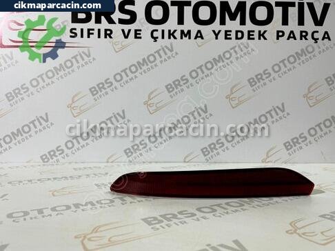 Volkswagen Golf Tampon Reflektörü çıkma parça