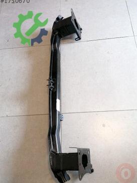 Volkswagen Tiguan Tampon Demiri 5NA807611A çıkma parça