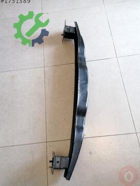 Volkswagen Tiguan Tampon Demiri 5N0807311 çıkma parça