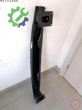 Volkswagen Tiguan Tampon Demiri 5N0807311 çıkma parça