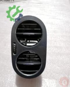 Çıkma Volkswagen Tiguan Havalandırma Izgaraları 5N0819703C