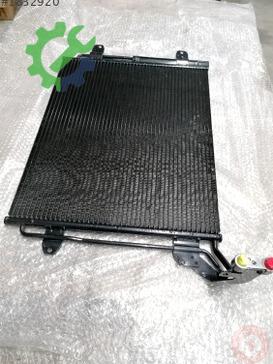 Volkswagen Tiguan Klima Radyatörü 5N0820411E çıkma parça