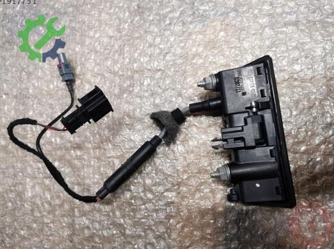 Audi A4 Bagaj 8U0827566 çıkma parça