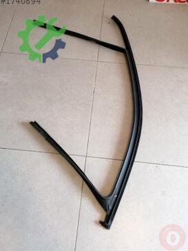 Volkswagen Tiguan 5N0837432G çıkma parça