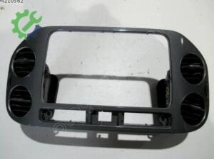 Havalandırma Izgaraları Volkswagen Tiguan 2025 Çıkma 5N0858069J